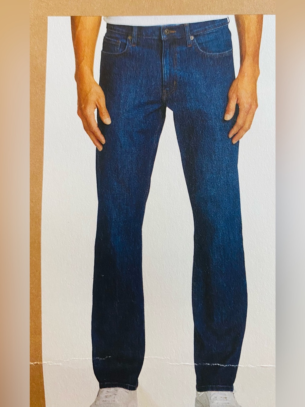 NWT Eddie Bauer 32x32 Stretch Straight Fit Blue Jeans Pants Relaxed